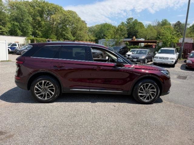 Used 2020 Lincoln Corsair AWD w/ Equipment Group 101A image 8