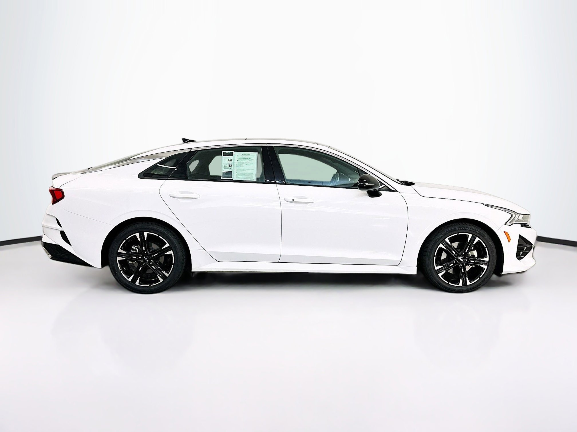 Used 2023 Kia K5 GT-Line image 10