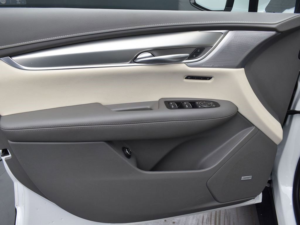 Certified 2023 Cadillac XT5 Premium Luxury image 11