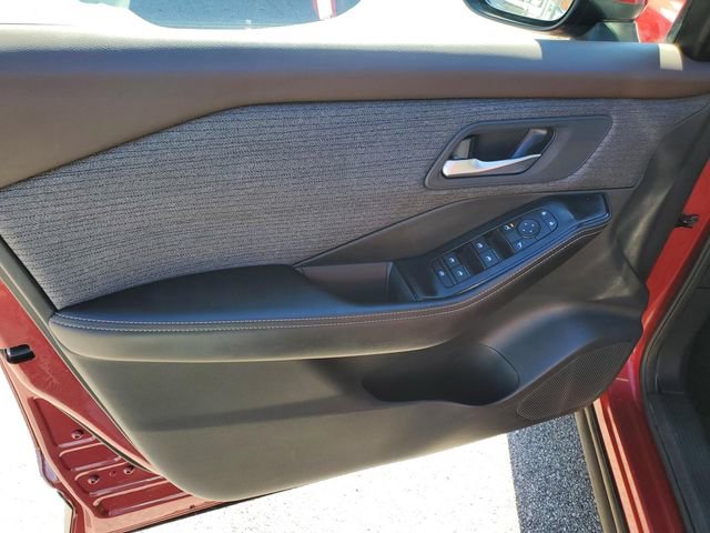 Certified 2023 Nissan Rogue SV image 15