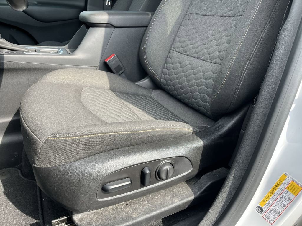 Used 2019 Chevrolet Equinox LT w/ Sun & Navigation Package image 19