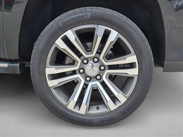 Used 2019 GMC Yukon XL Denali w/ Denali Ultimate Package AWD/4WD image 26