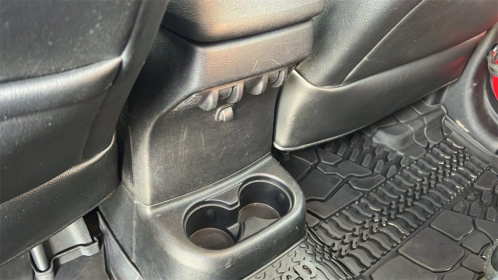 Used 2016 Jeep Wrangler Unlimited Sahara w/ Dual Top Group image 30