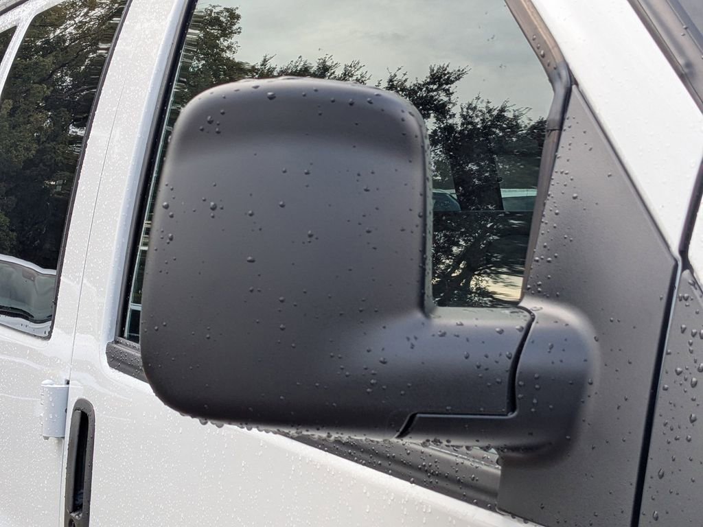 New 2025 Chevrolet Express 3500 LT w/ LT Preferred Equipment Group RWD image 12