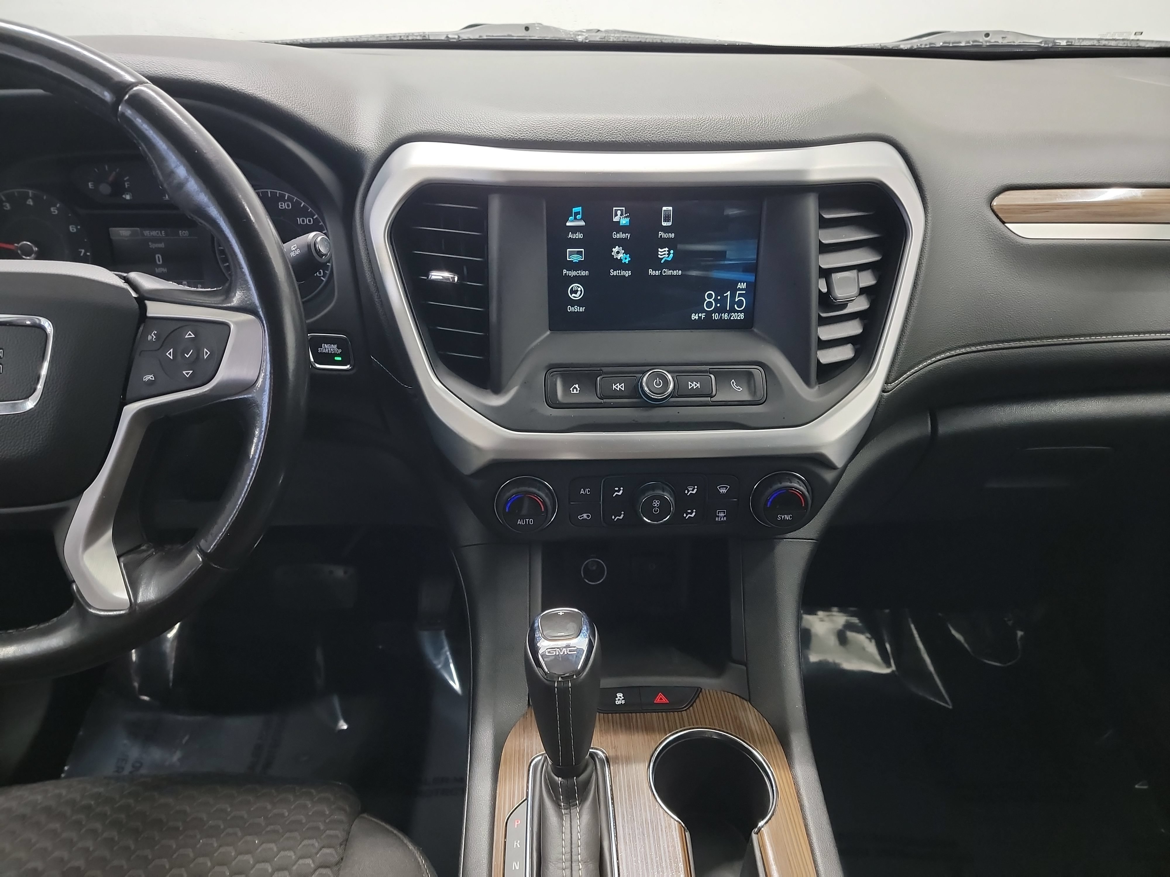 Used 2019 GMC Acadia SLE FWD image 20