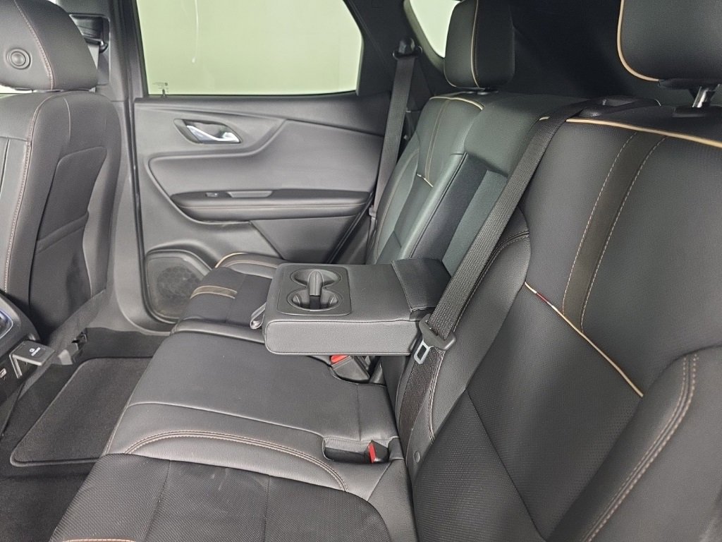 Used 2023 Chevrolet Blazer Premier image 31