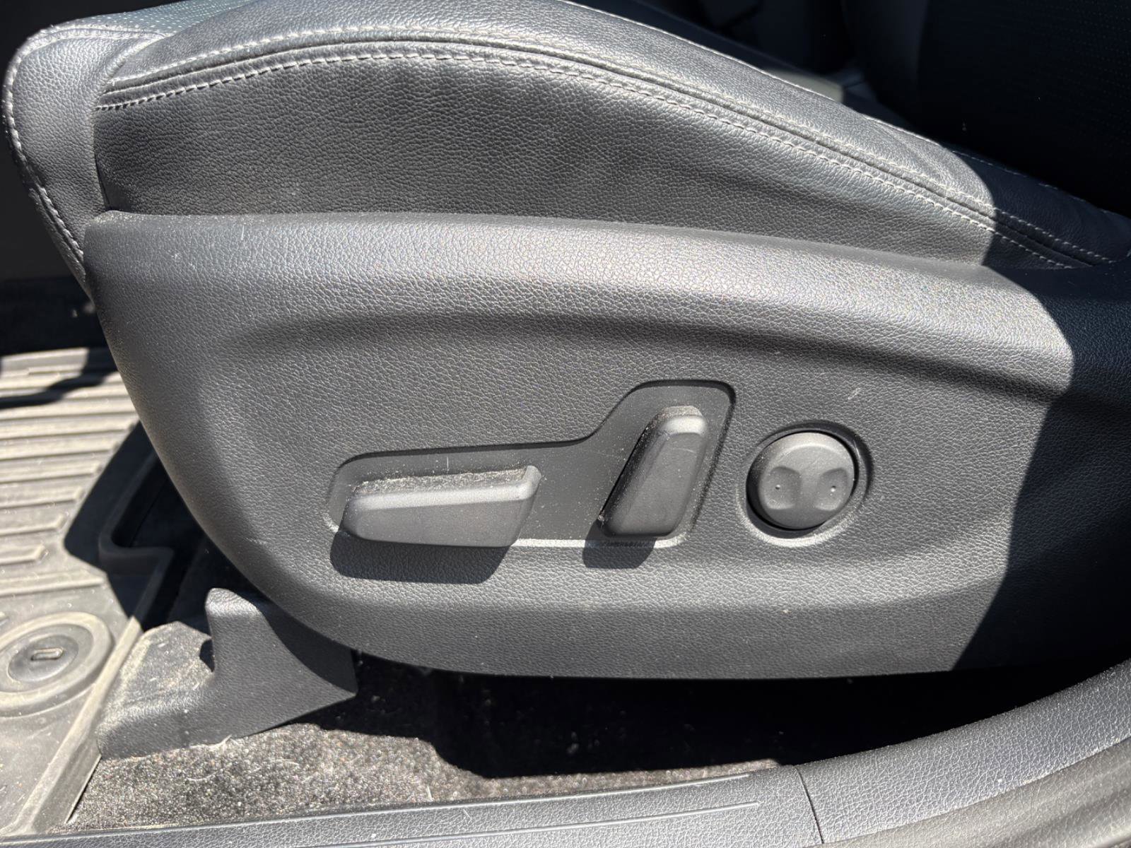 Used 2021 Kia Sportage S w/ S FWD Premium Package image 19