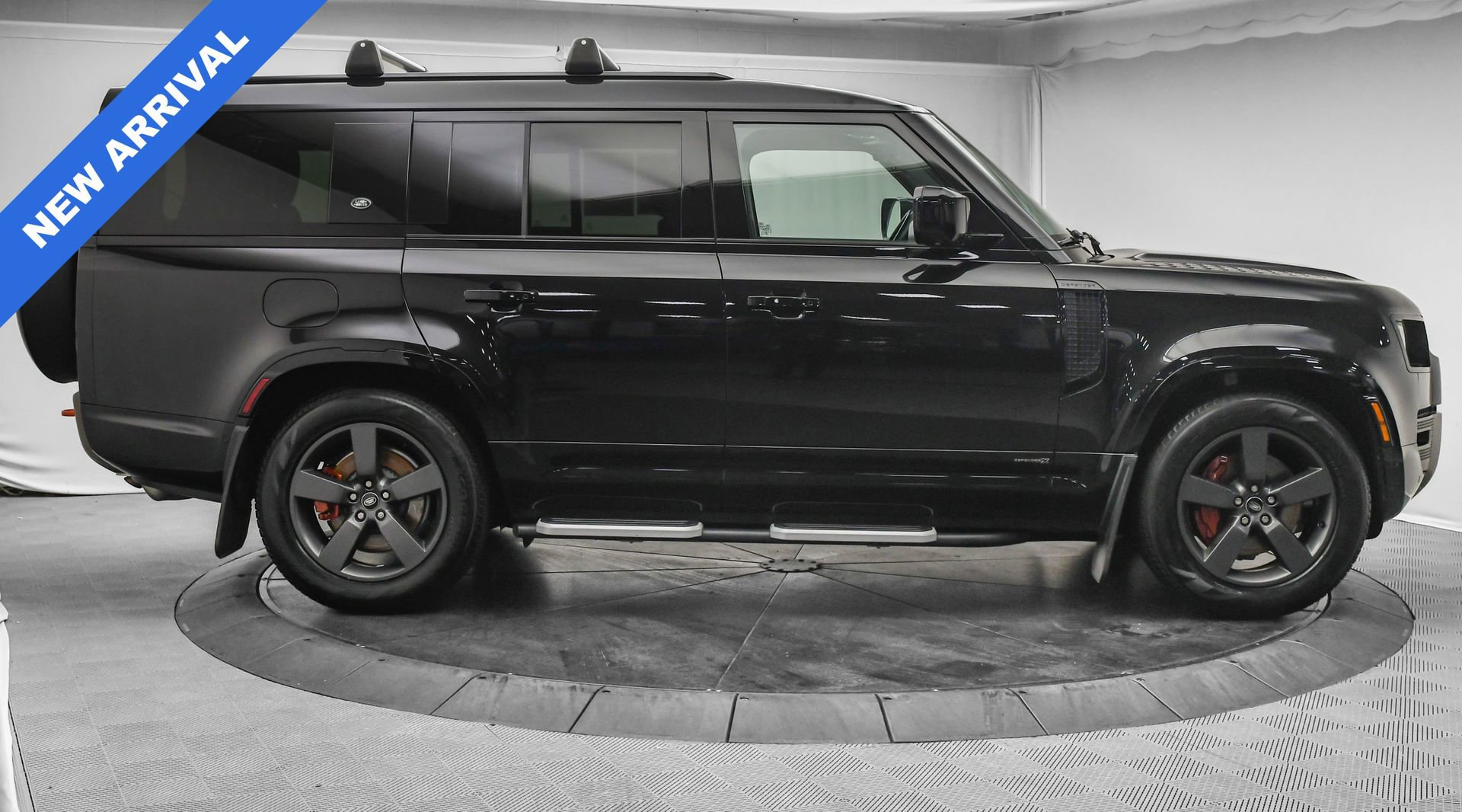 Used 2023 Land Rover Defender 130 X image 10