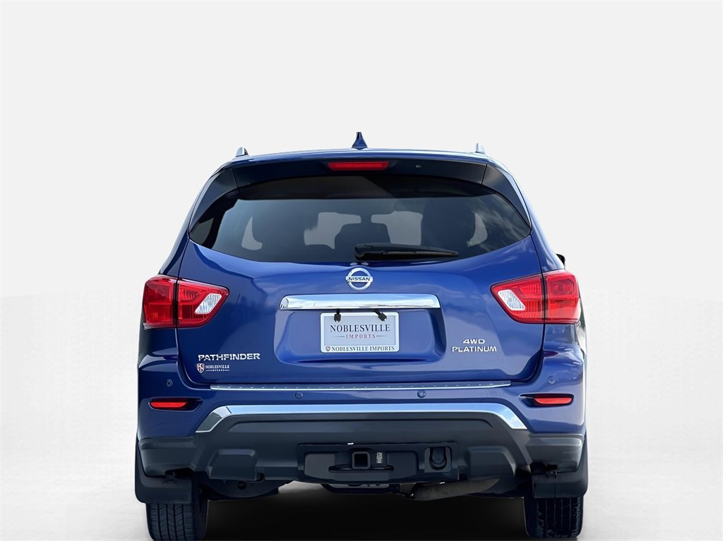 Used 2020 Nissan Pathfinder Platinum image 7