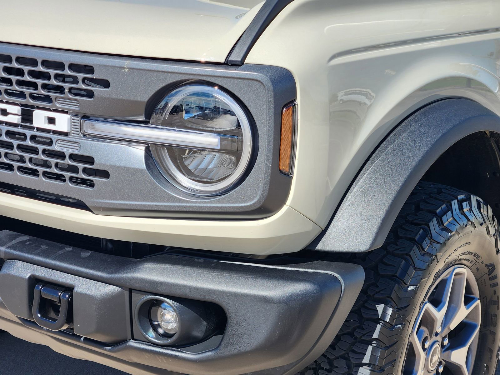 Used 2025 Ford Bronco Badlands AWD/4WD image 9