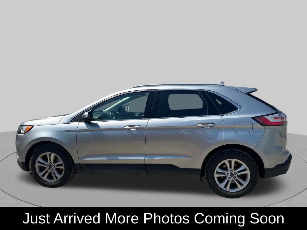 Used 2020 Ford Edge SEL w/ Cold Weather Package AWD/4WD image 3
