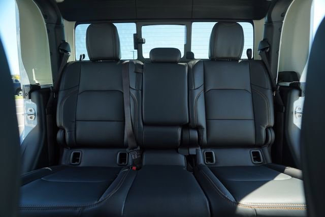 New 2025 Jeep Gladiator Sport image 31