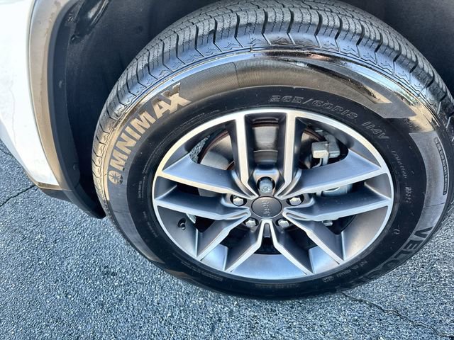 Used 2020 Jeep Grand Cherokee Limited image 18