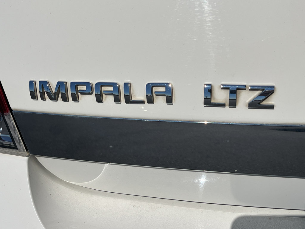 Used 2009 Chevrolet Impala LTZ FWD image 21