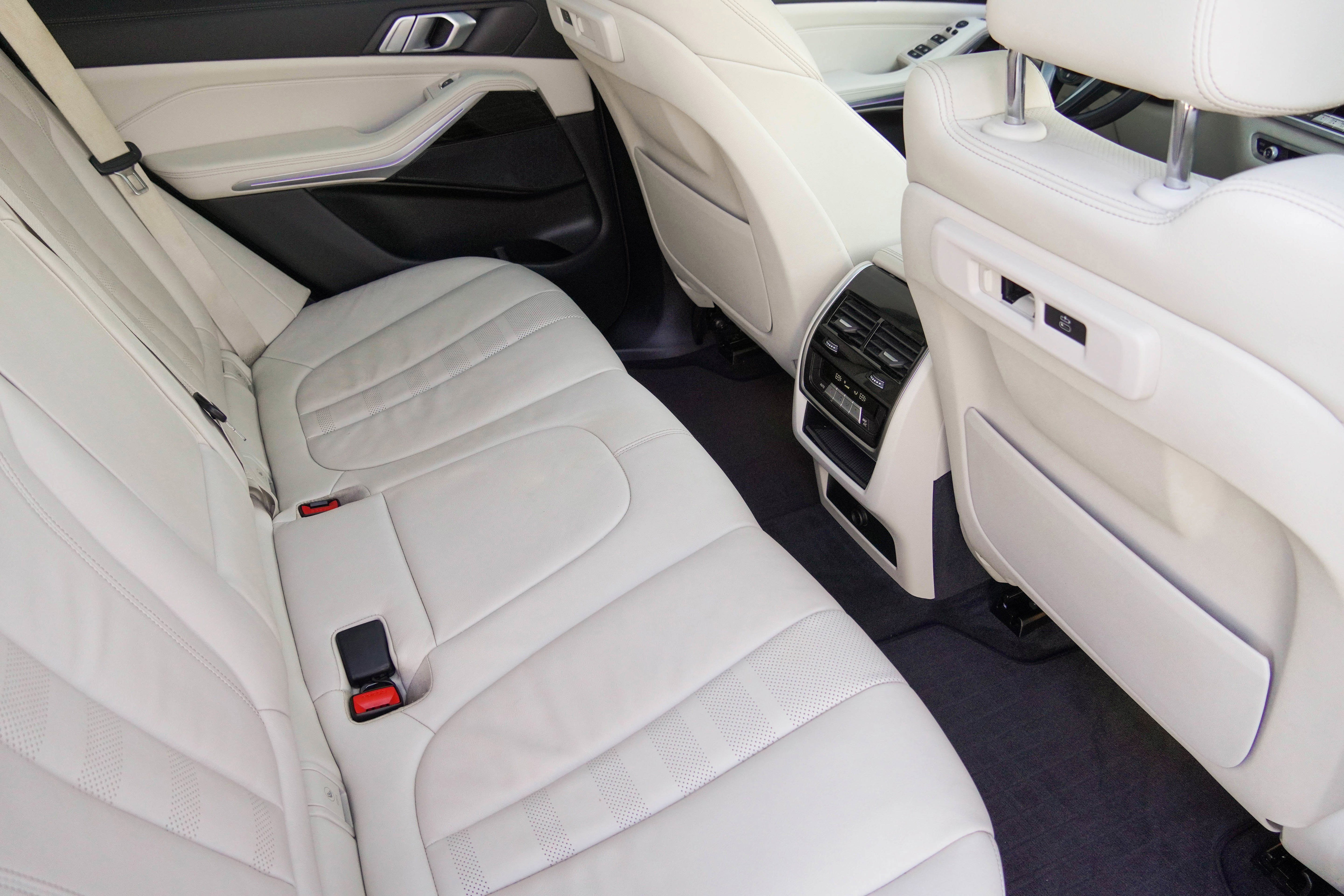 Used 2020 BMW X5 sDrive40i w/ Premium Package image 34