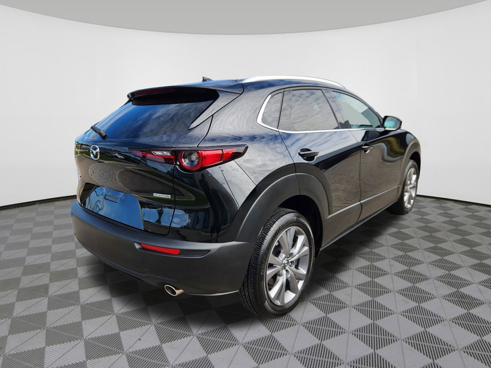 Certified 2025 MAZDA CX-30 AWD 2.5 S w/ Premium Package image 4