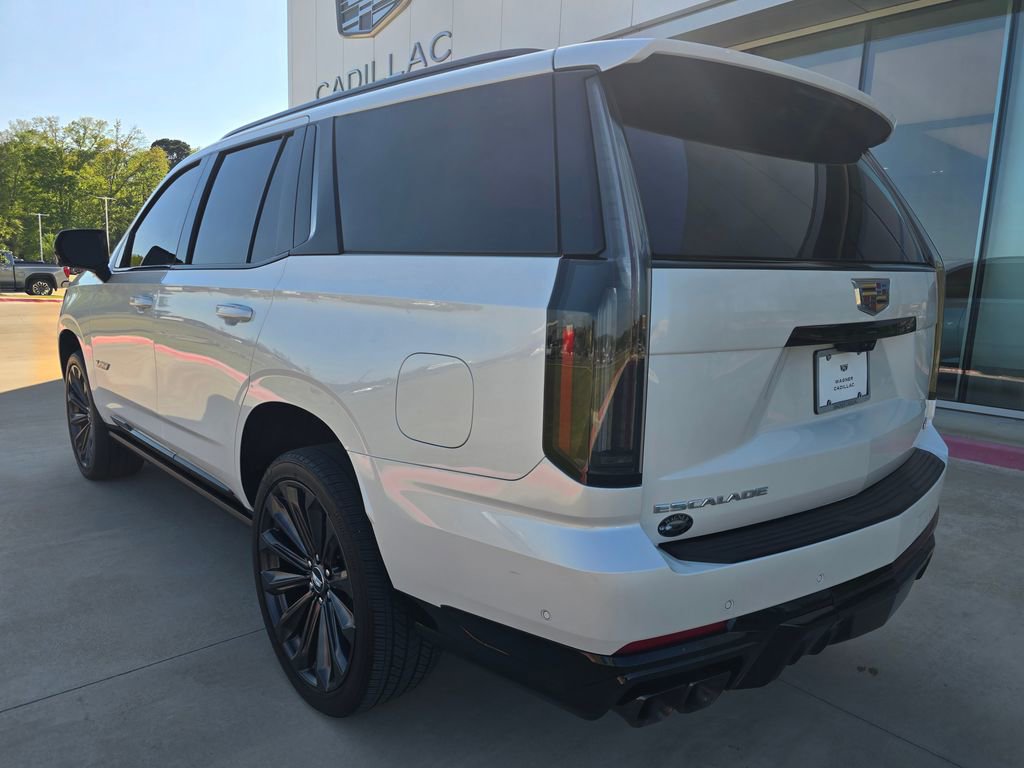 Used 2025 Cadillac Escalade V w/ LPO, Floor Liner Package AWD/4WD image 4