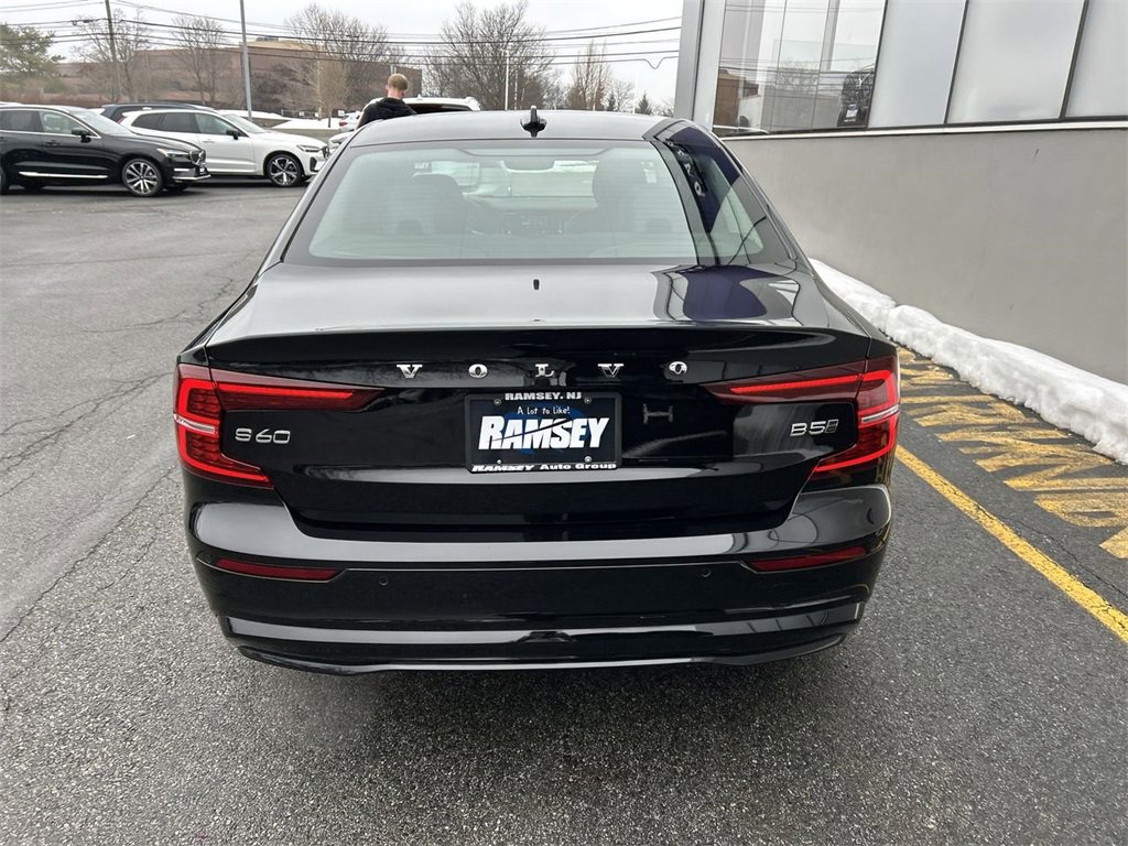 Certified 2025 Volvo S60 B5 Plus image 7