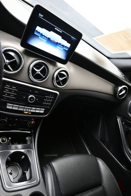 Used 2019 Mercedes-Benz CLA 250 image 20