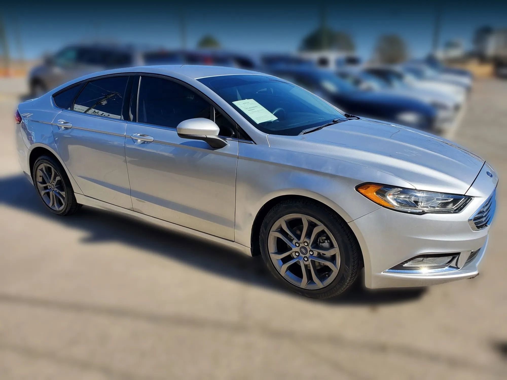 Used 2017 Ford Fusion SE w/ Equipment Group 201A image 16