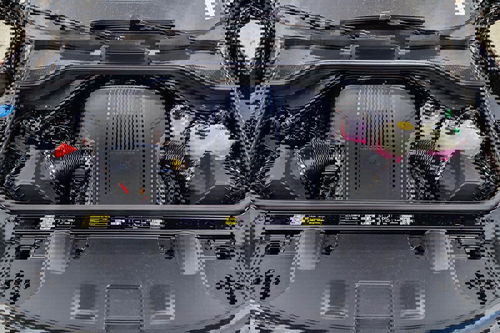 New 2026 Land Rover Range Rover SE image 30