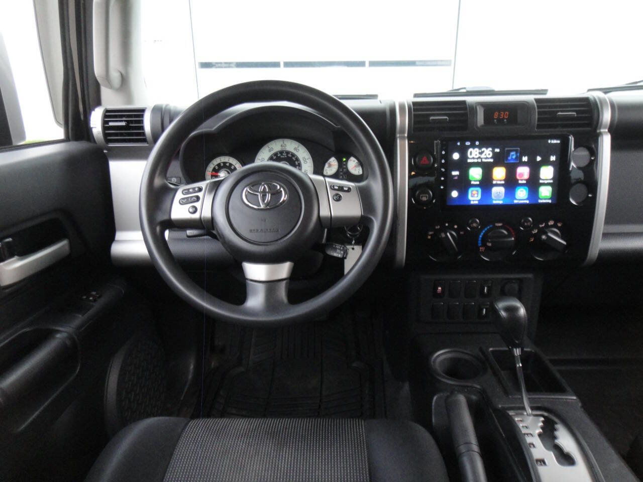 Used 2014 Toyota FJ Cruiser 2WD w/ Convenience Package image 19