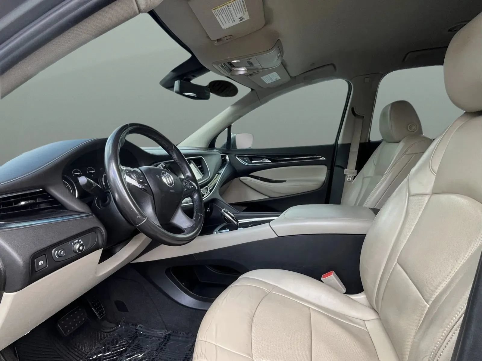 Used 2019 Buick Enclave Essence FWD image 8