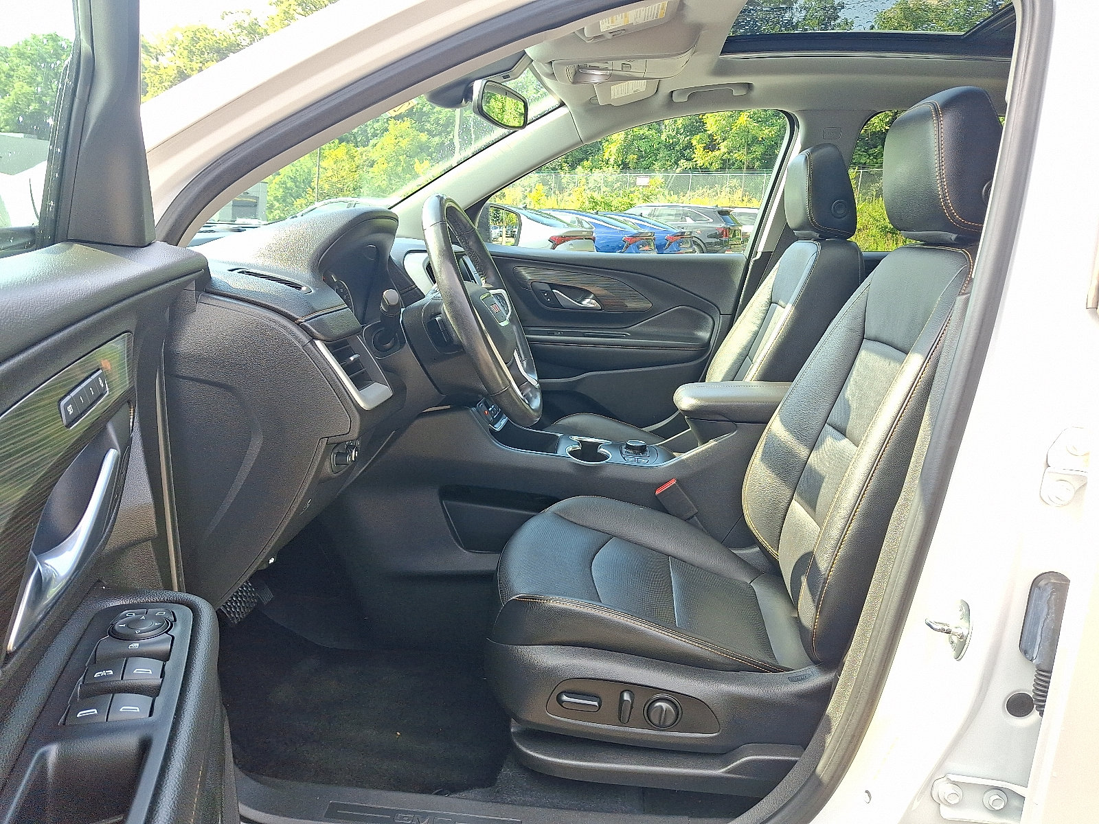 Used 2020 GMC Terrain SLT w/ Preferred Package AWD/4WD image 13