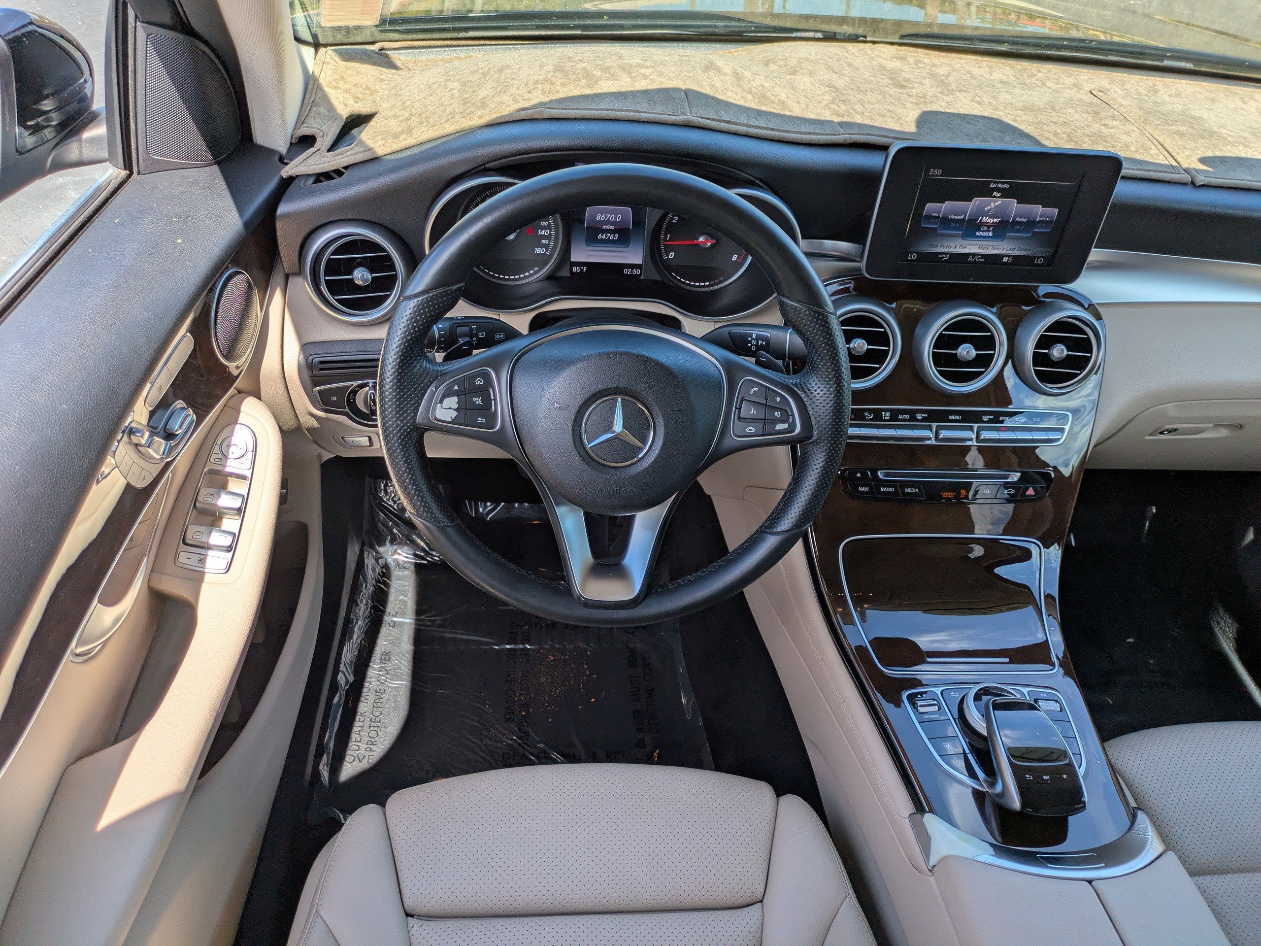 Used 2017 Mercedes-Benz GLC 300 image 16