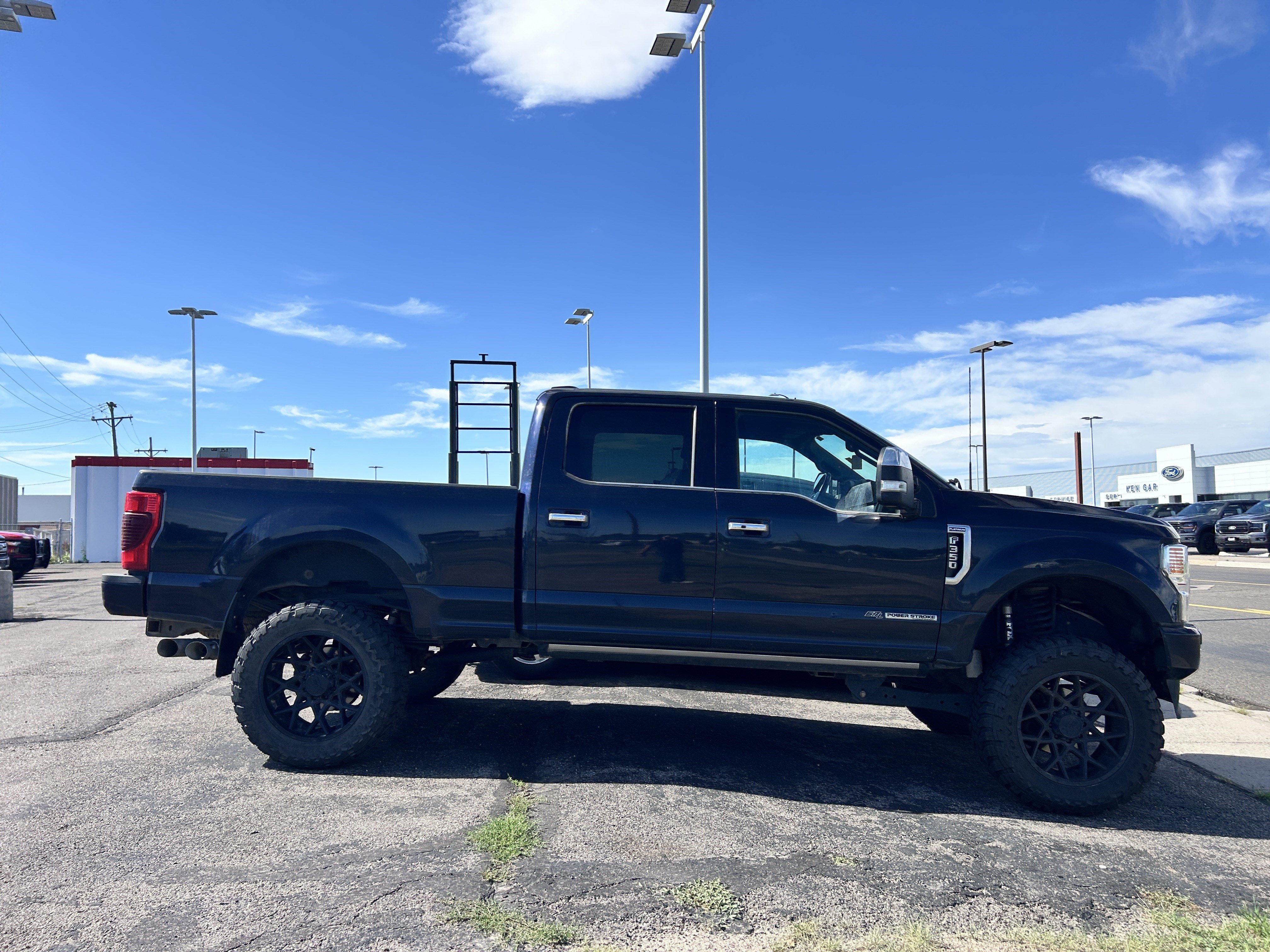 Used 2022 Ford F350 Platinum AWD/4WD image 5
