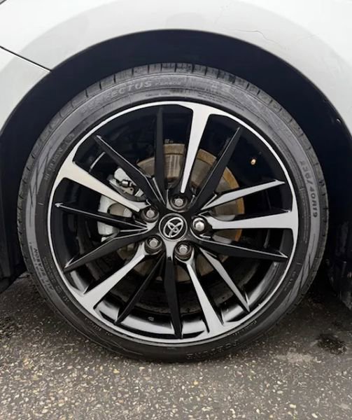 Used 2020 Toyota Camry XSE image 6