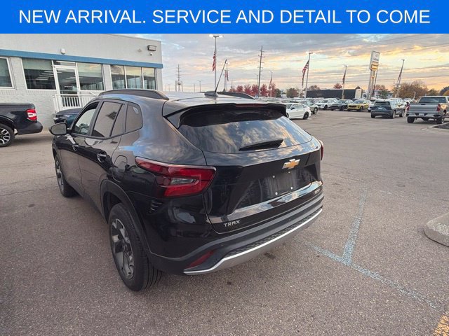 Certified 2024 Chevrolet Trax LT w/ Driver Confidence Package FWD image 7