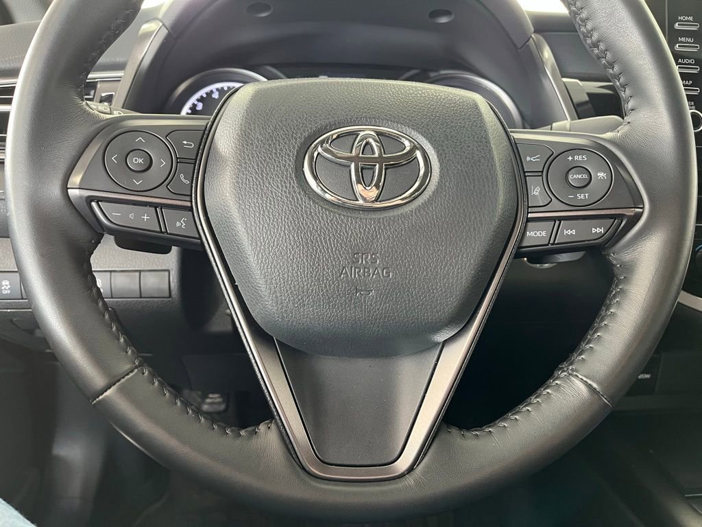 Used 2023 Toyota Camry SE image 8