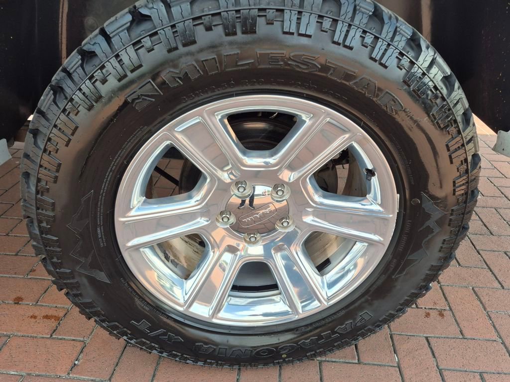 Used 2016 RAM 1500 Laramie w/ Convenience Group image 9