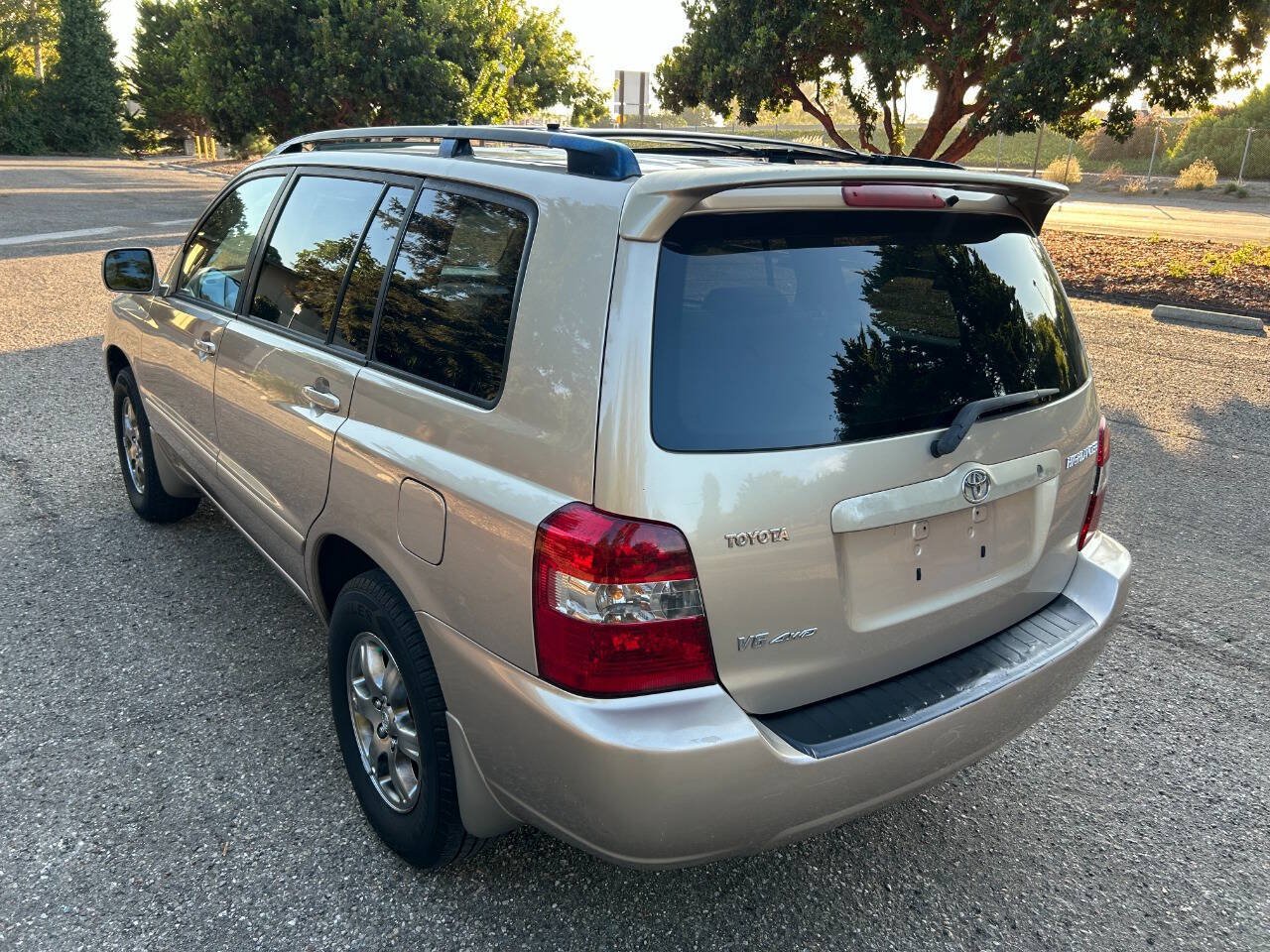 Used 2004 Toyota Highlander 4WD V6 w/ Preferred Pkg image 20