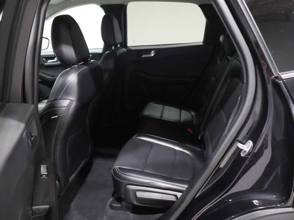 Used 2023 Ford Escape Platinum image 18