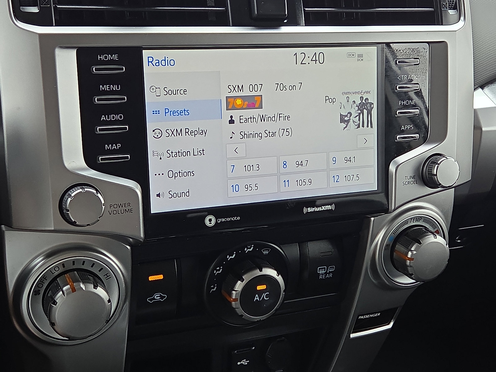 Used 2022 Toyota 4Runner TRD Sport AWD/4WD image 16