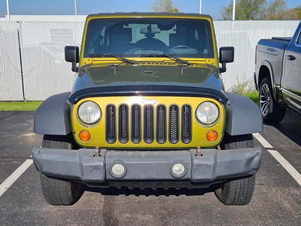 Used 2008 Jeep Wrangler Unlimited Rubicon w/ Dual Top Group AWD/4WD image 2