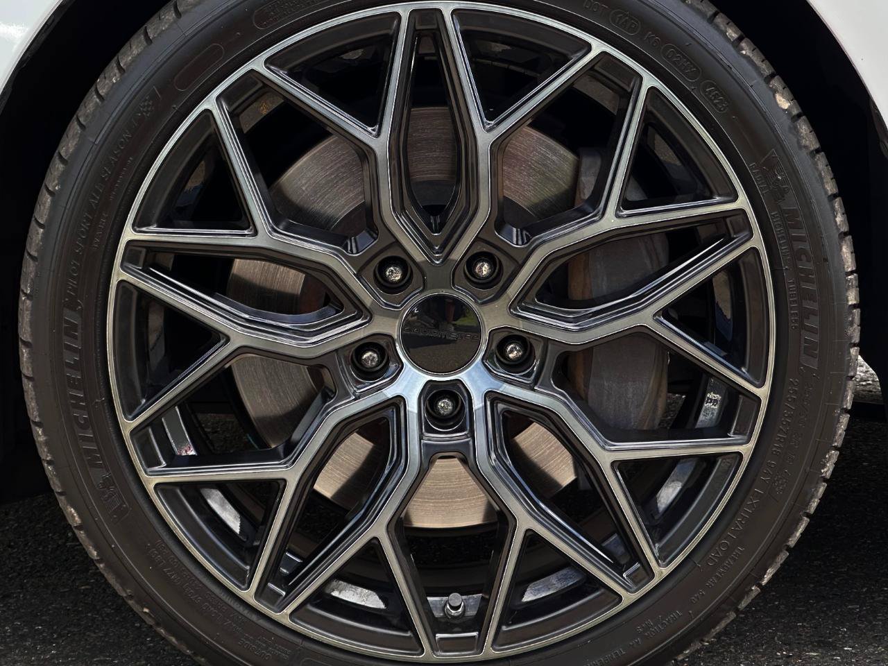 Used 2015 Lexus IS 350 w/ F-Sport Package RWD image 21