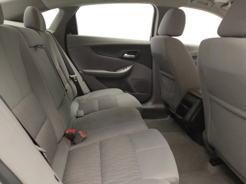 Used 2017 Chevrolet Impala LS FWD image 19