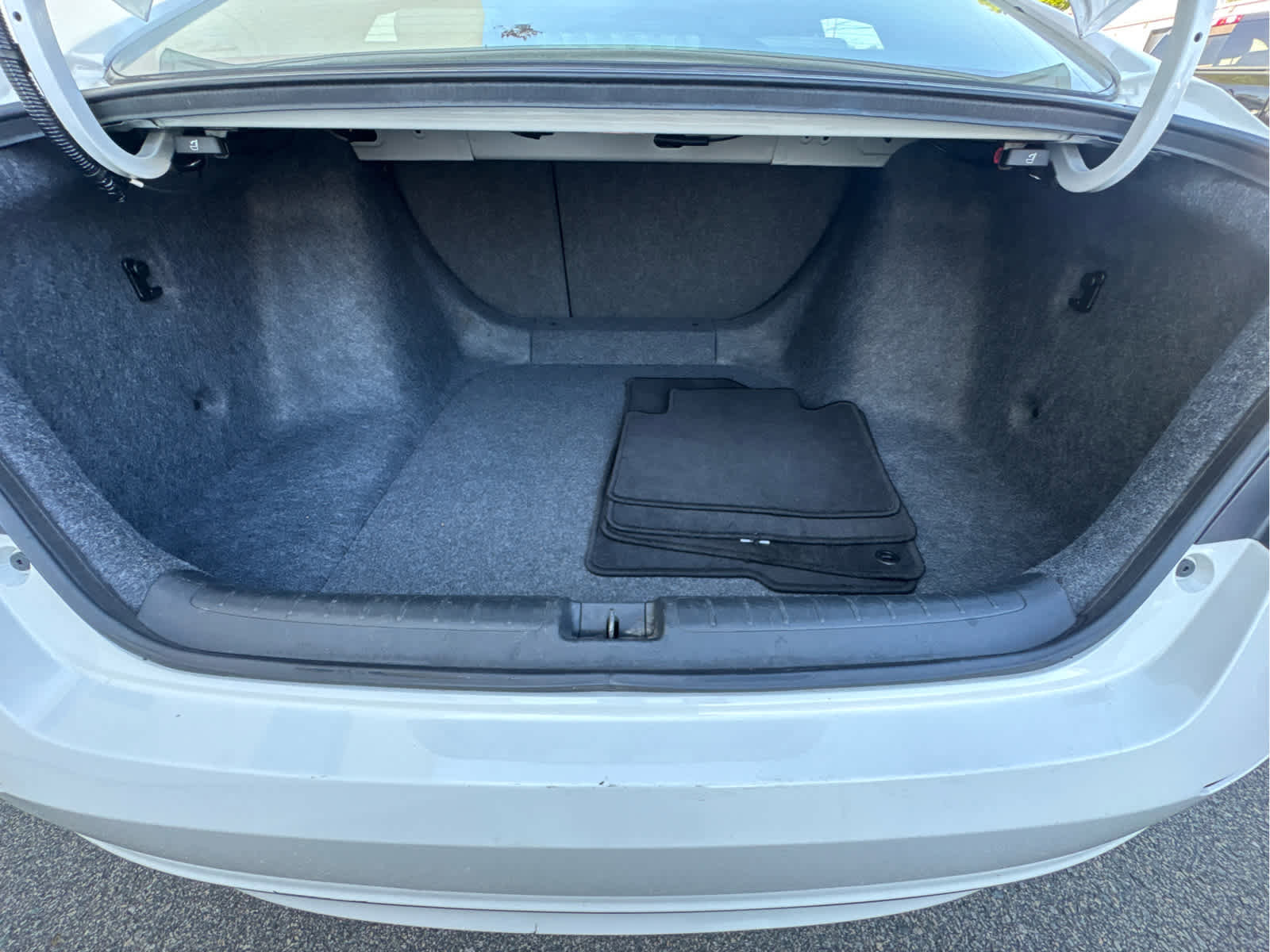 Used 2020 Honda Accord EX-L image 24