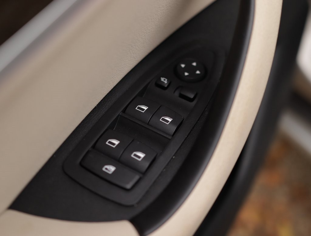 Used 2021 BMW X1 xDrive28i w/ Convenience Package image 25