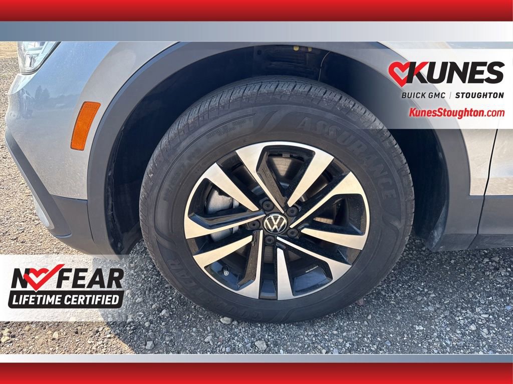 Used 2024 Volkswagen Tiguan S w/ MDO Package, Three-Row FWD image 16