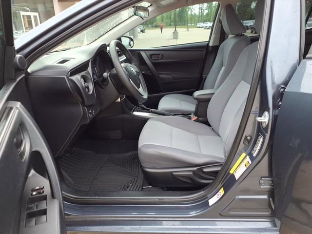 Used 2018 Toyota Corolla L image 14