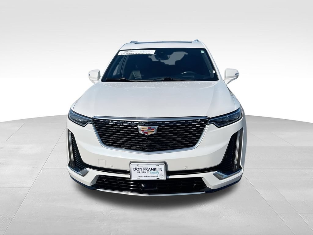 Used 2023 Cadillac XT6 Premium Luxury w/ Technology Package FWD image 3