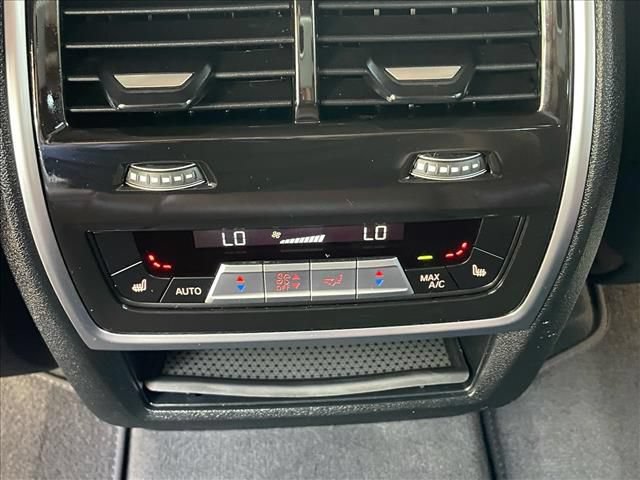 Used 2024 BMW X7 M60i w/ Executive Package AWD/4WD image 11