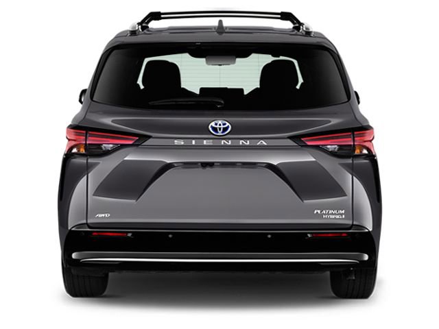 Used 2025 Toyota Sienna XSE FWD image 6