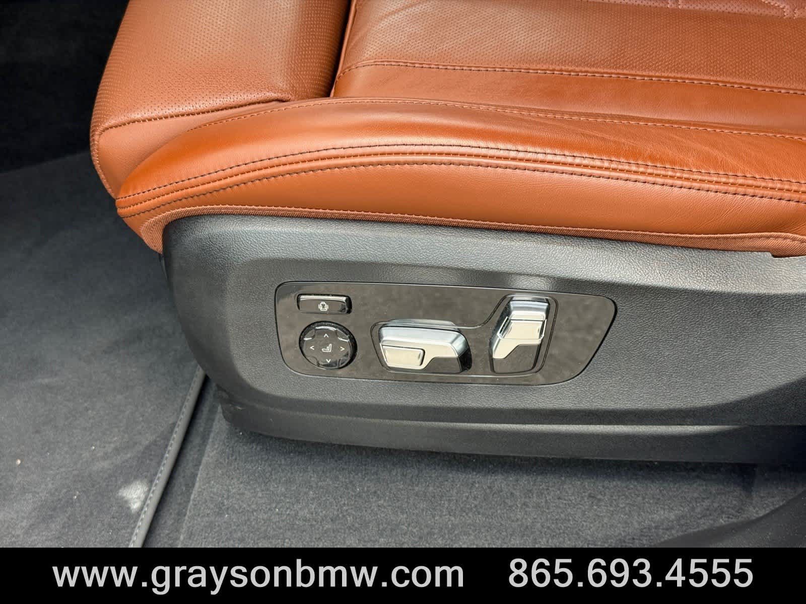 Used 2026 BMW X7 M60i AWD/4WD image 13