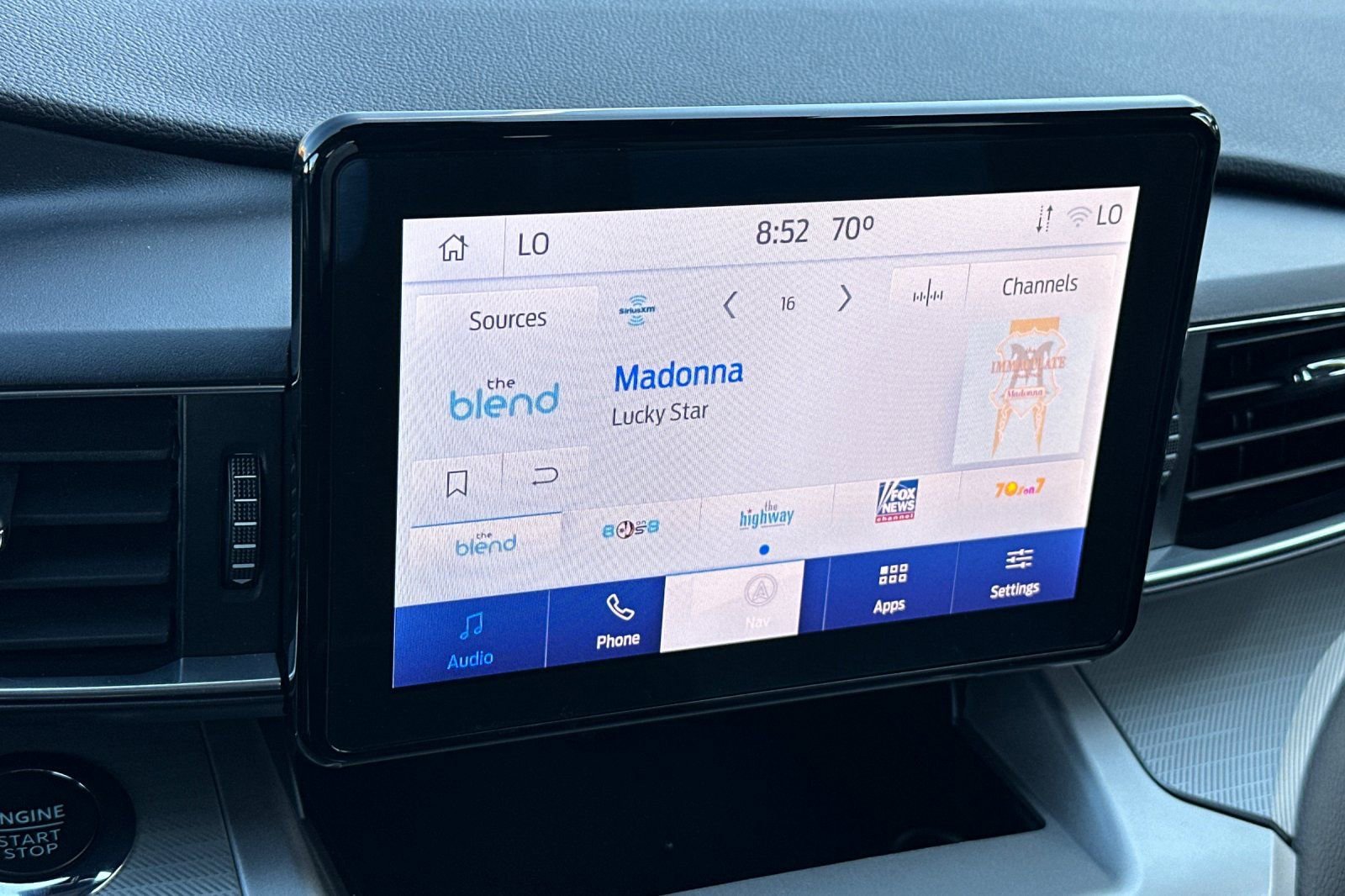 Used 2022 Ford Explorer XLT w/ Equipment Group 202A image 18