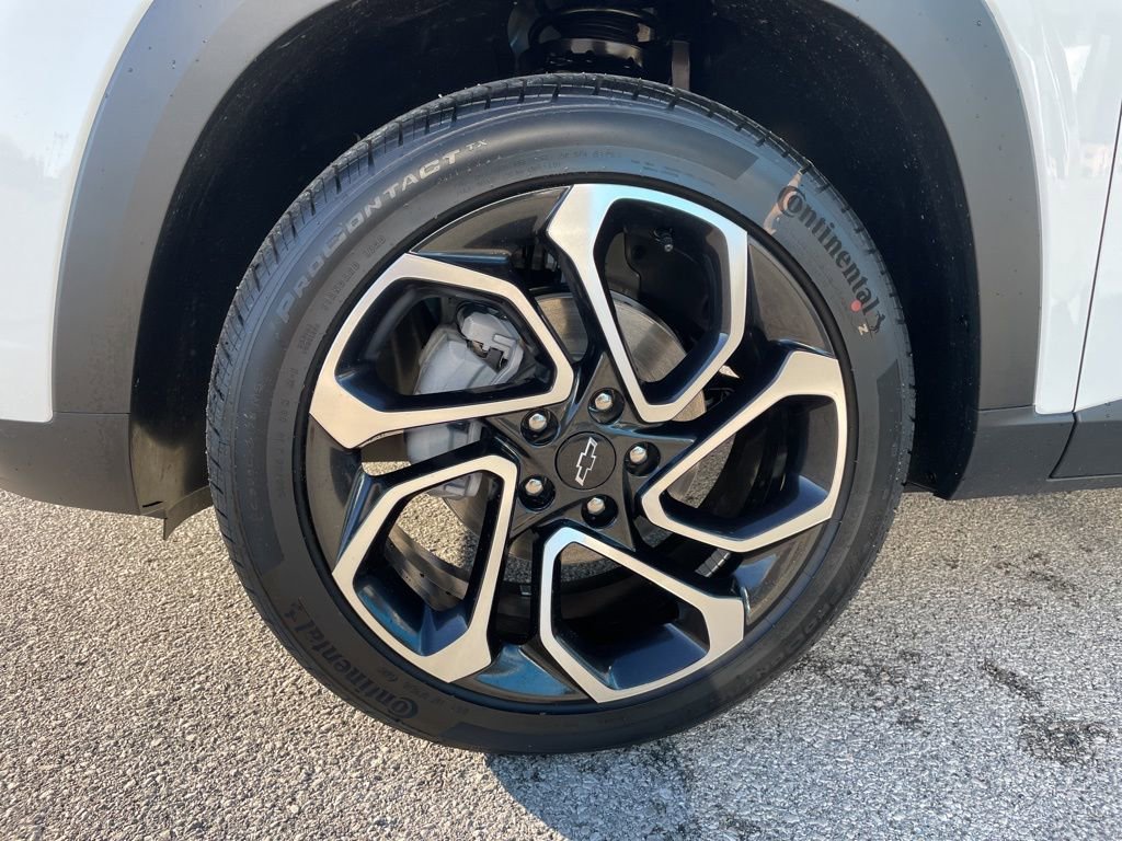 New 2026 Chevrolet Trax RS w/ Sunroof Package image 54